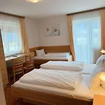 Plattenhof Konukevi Telfs