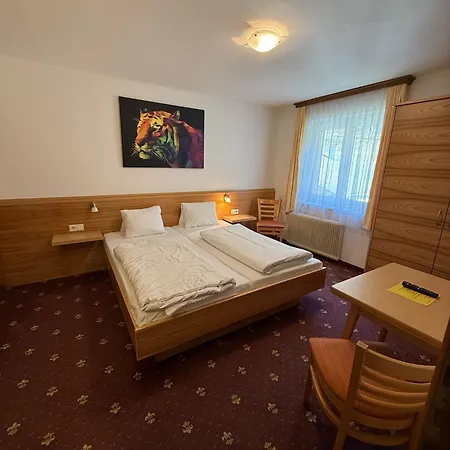 Konukevi Plattenhof Telfs