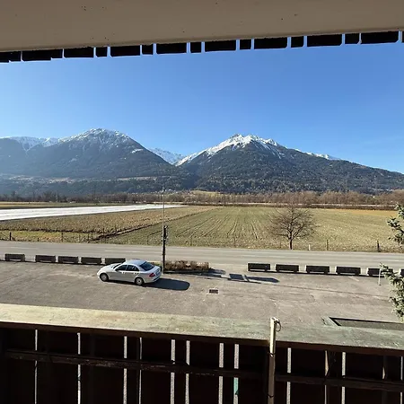 Konukevi Plattenhof *