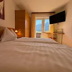 Plattenhof Guest house Telfs