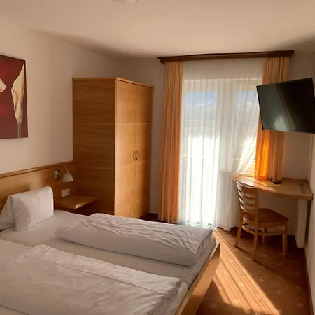 Plattenhof بيت ضيافة تيلفس