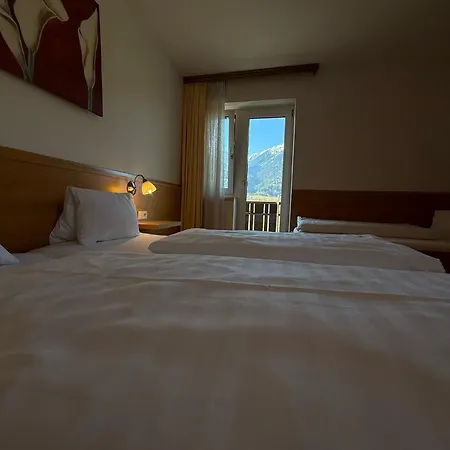 Plattenhof تيلفس