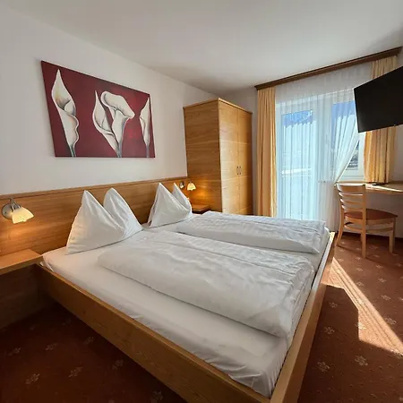 Plattenhof بيت ضيافة *