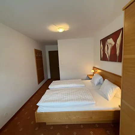 Plattenhof بيت ضيافة تيلفس