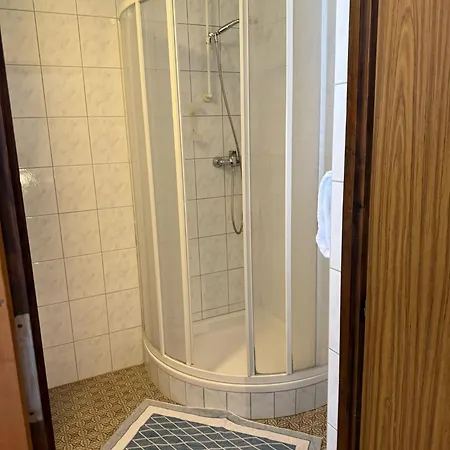 Plattenhof * تيلفس